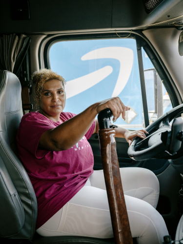 Lakeisha Anderson of LLS trucking hauling an Amazon load for Relay
